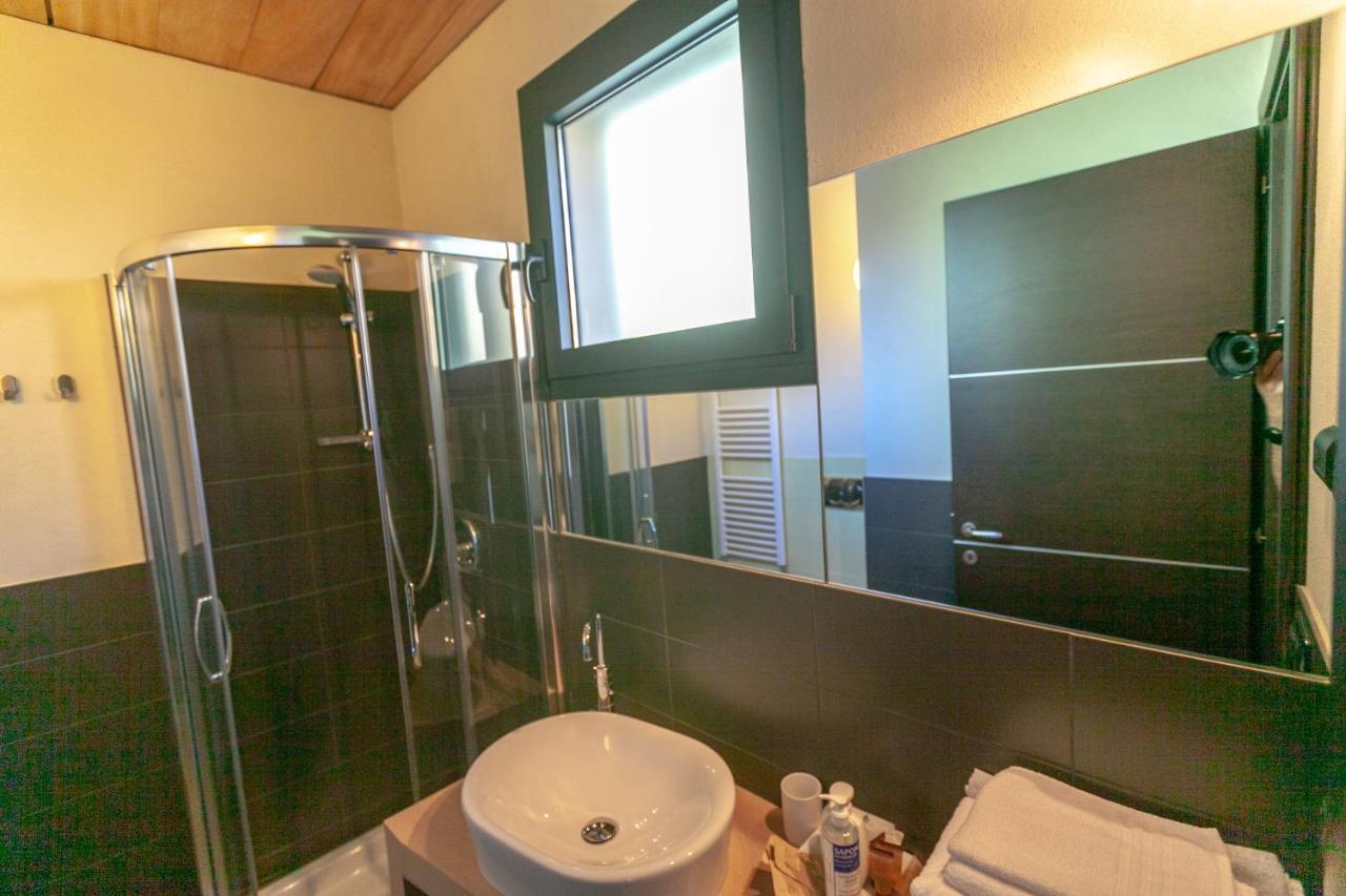 Al Centro Del Borgo Apartment Guarene Екстериор снимка