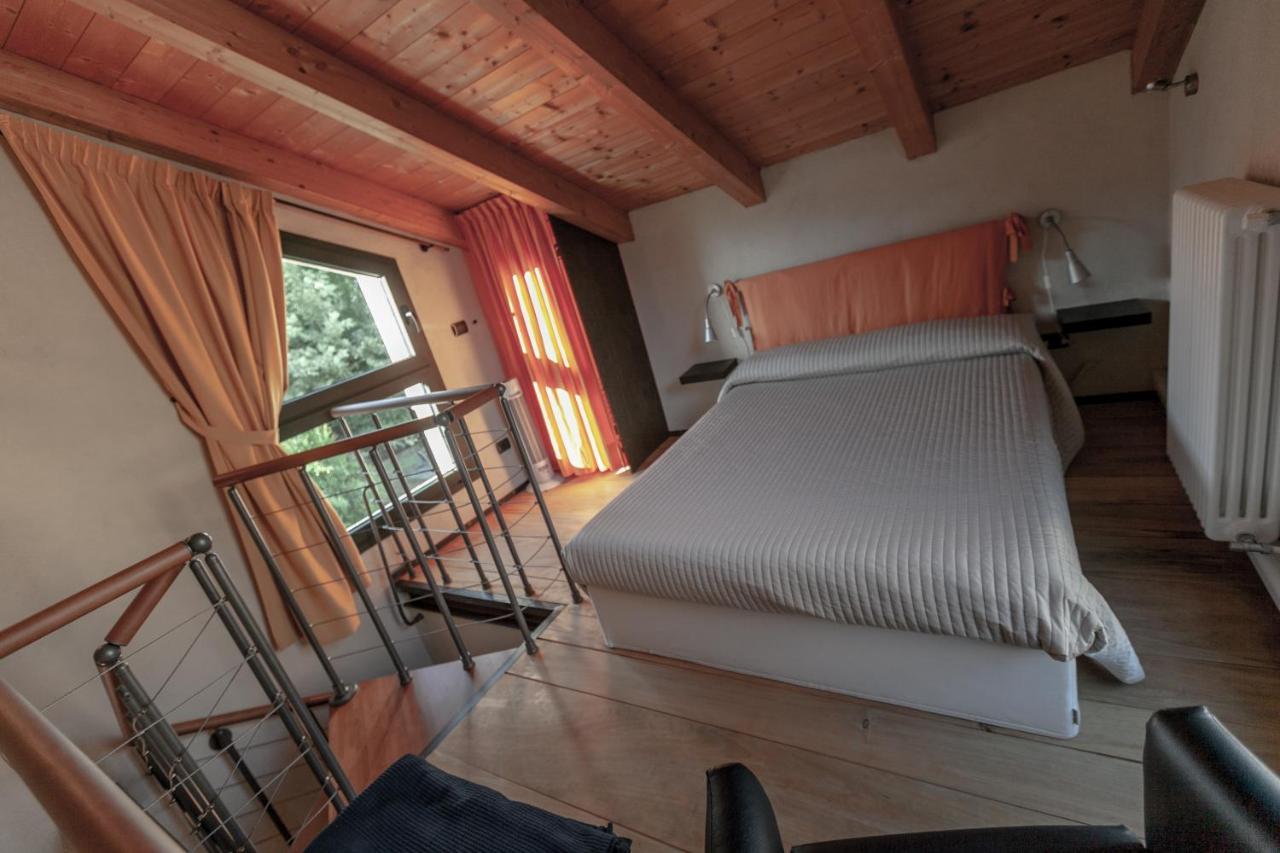 Al Centro Del Borgo Apartment Guarene Екстериор снимка