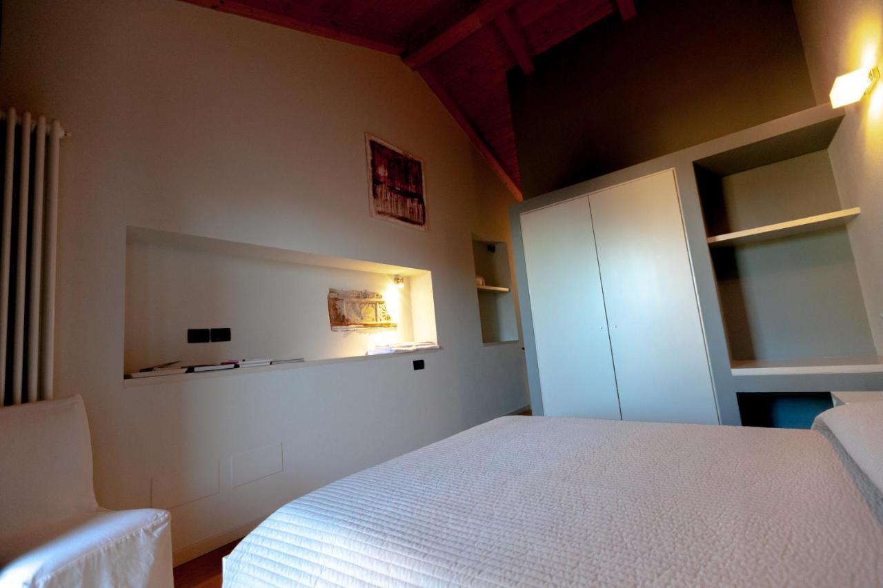 Al Centro Del Borgo Apartment Guarene Екстериор снимка
