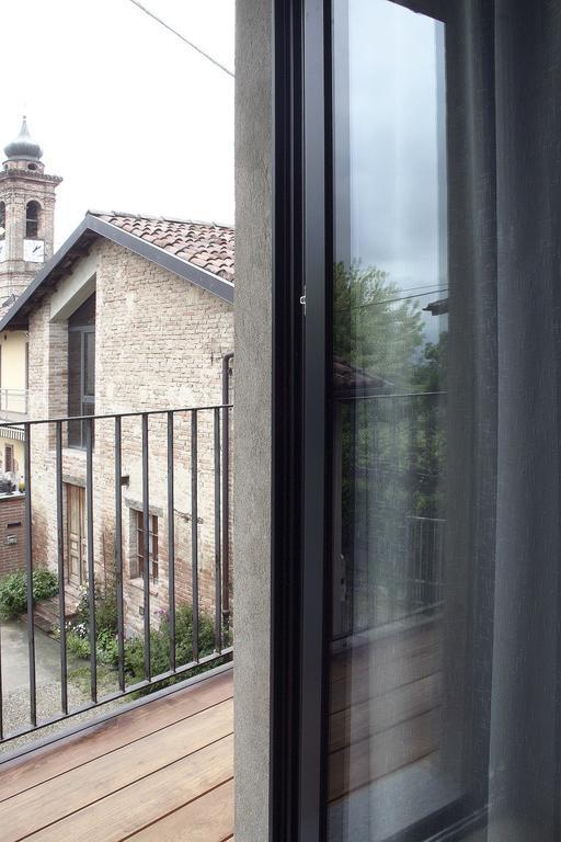 Al Centro Del Borgo Apartment Guarene Екстериор снимка